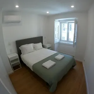 https://lisbon-renovated-t2-apartment-near-rossio.hotels-lisbon-portugal.com