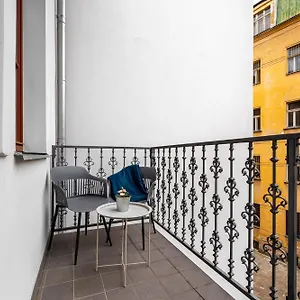 https://elegant-apartments-located-in-the-centre-of-prague.praguehotelsweb.com